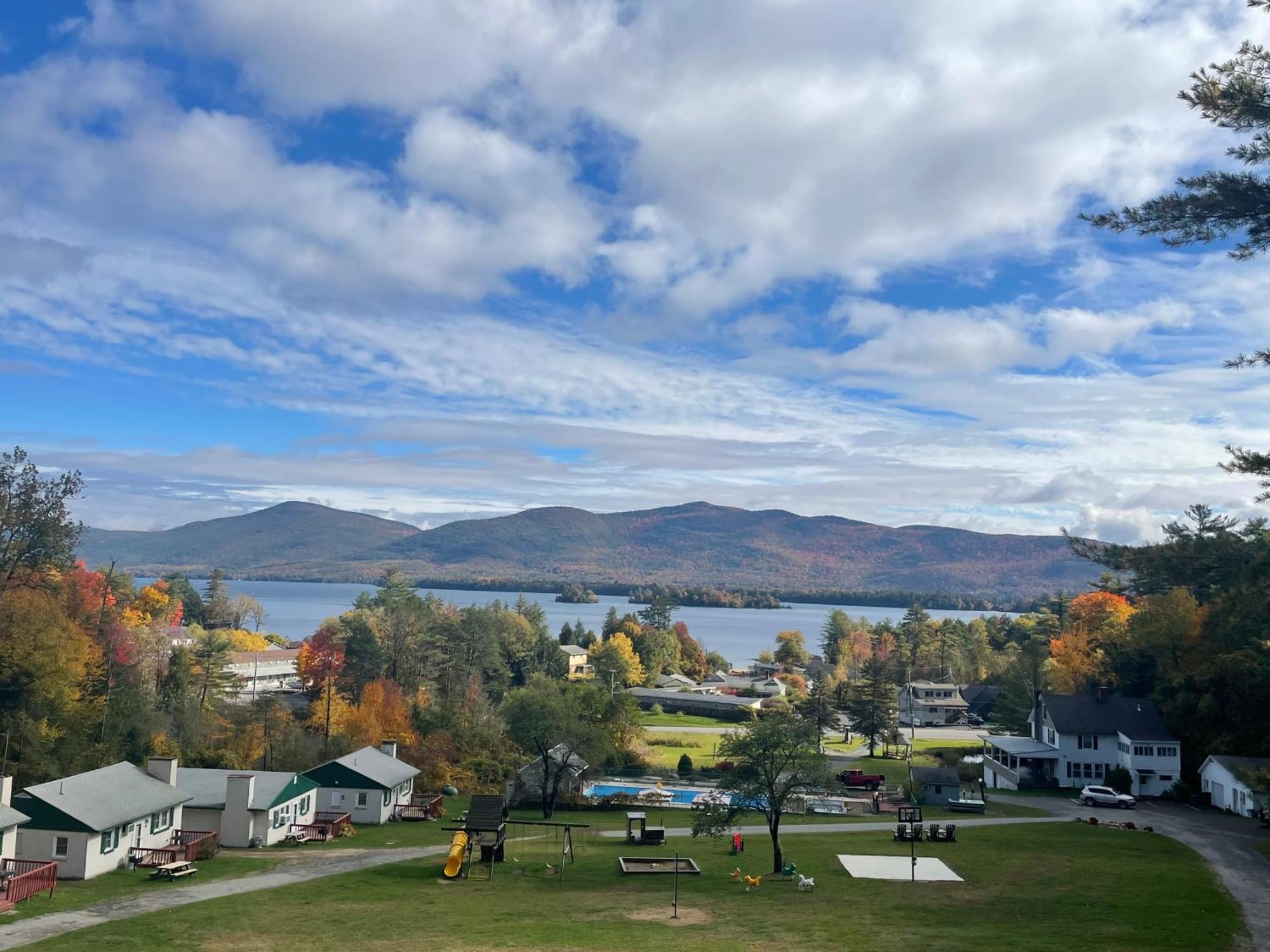 Hill View Motel&Cottages Lake George Buitenkant foto