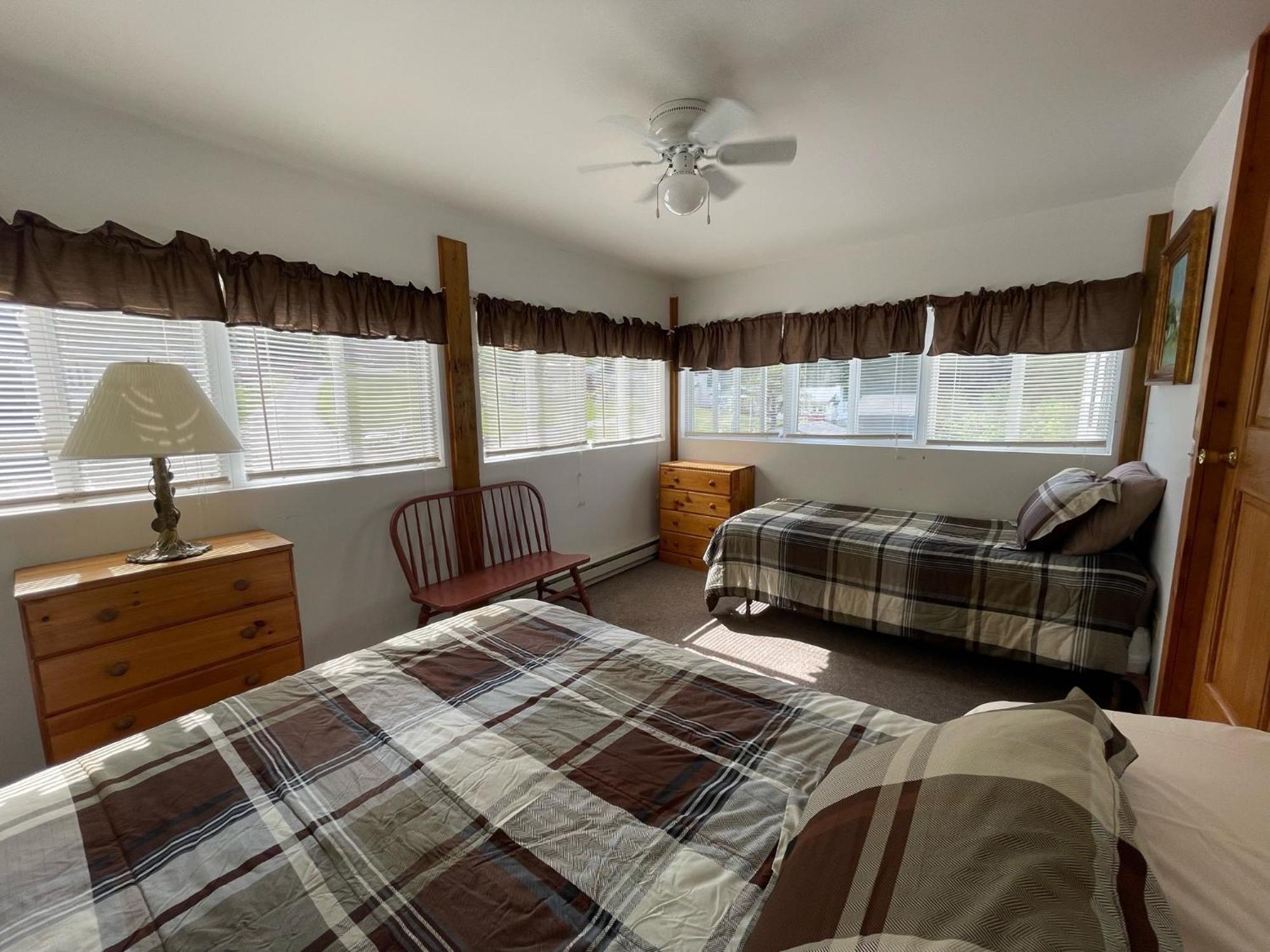 Hill View Motel&Cottages Lake George Kamer foto