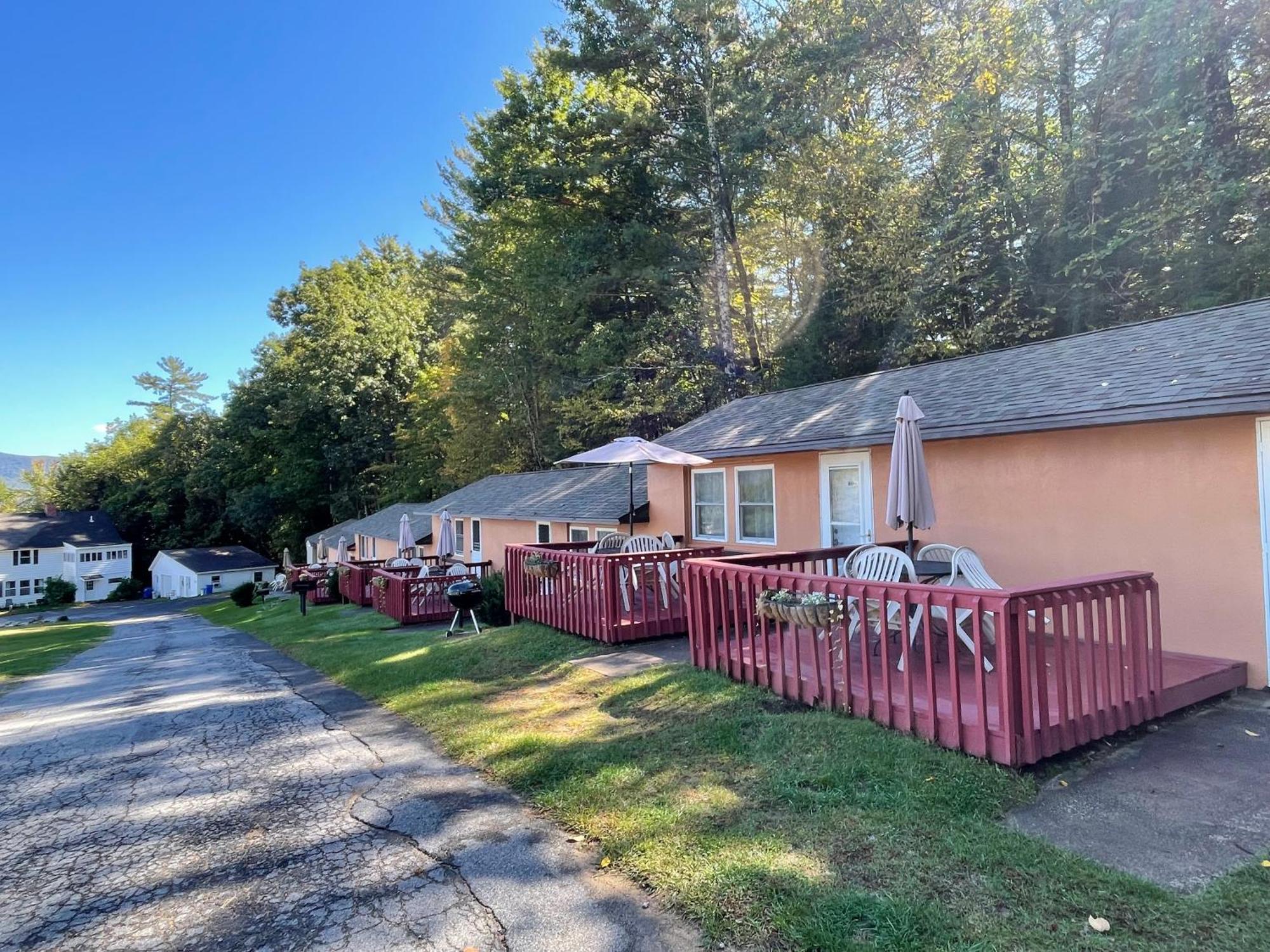 Hill View Motel&Cottages Lake George Buitenkant foto